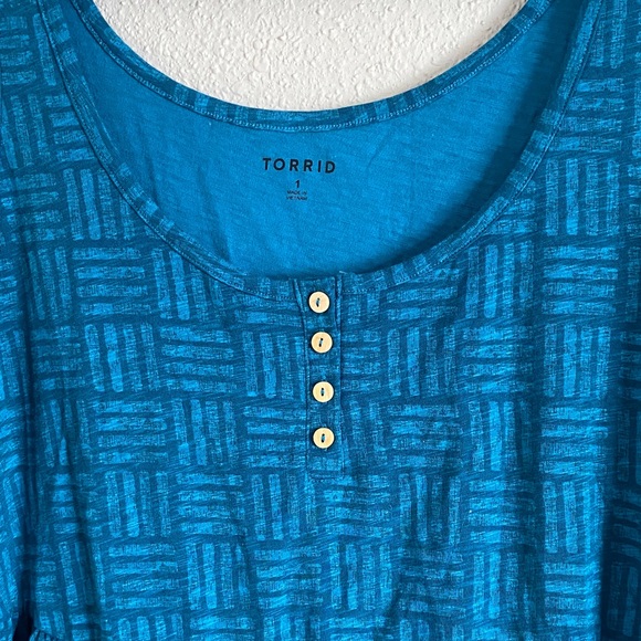 Torrid Teal Patterned Tank Top - Picture 6 of 6